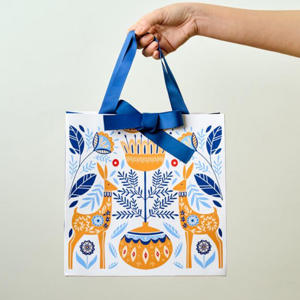 Recycled Printed Christmas Celebration Gifts Packing Paper Bag Shopping Bag Takeaway Bag Recycled Printed Christmas Celebration Gifts Packing Paper Bag Shopping Bag Takeaway Bag