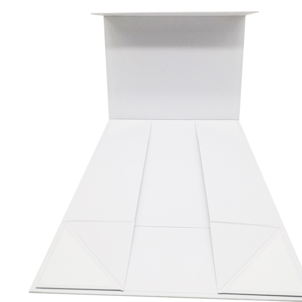 Hard Cardboard White Color Wedding Package Foldable Magnet Gift Box Hard Cardboard White Color Wedding Package Foldable Magnet Gift Box